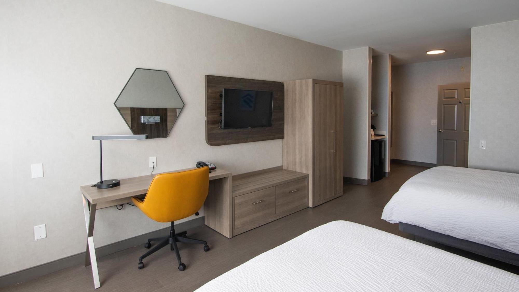 Holiday Inn Express Oakdale, An Ihg Hotel Экстерьер фото